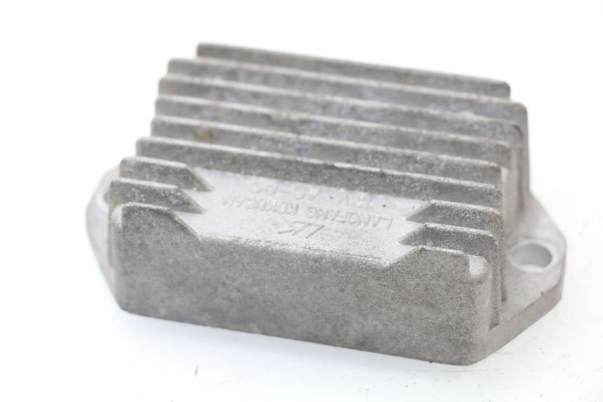 photo de REGULATEUR CHARGE APRILIA SR 2T 50 (2012 - 2017) - Détail de la pièce