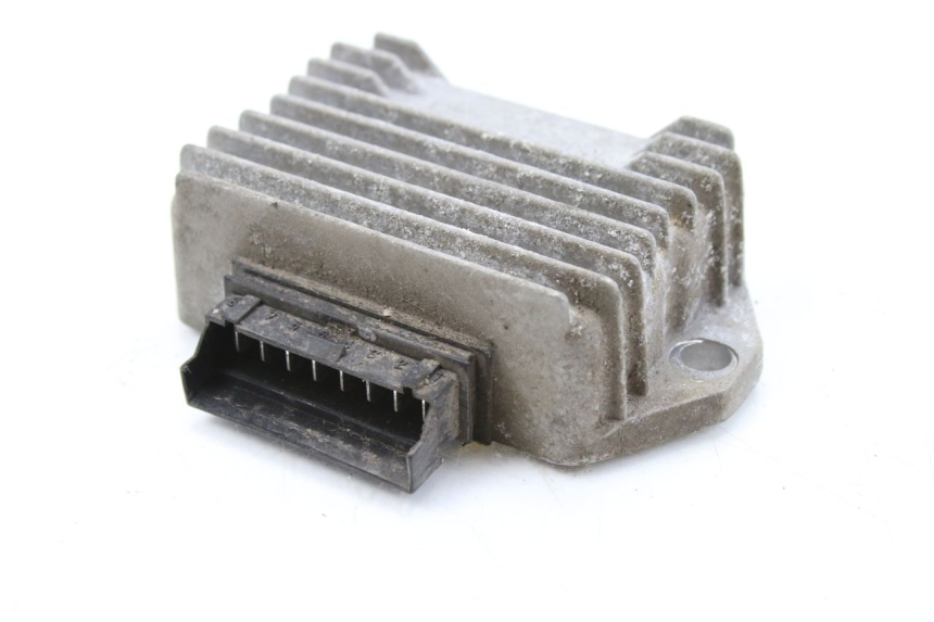 photo de REGULATEUR CHARGE APRILIA SR 2T 50 (2012 - 2017) - Vue principale