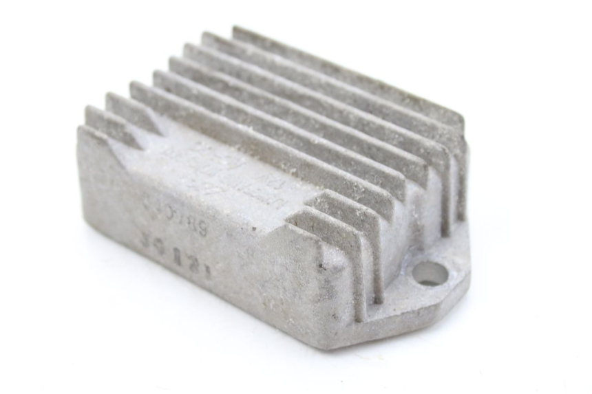 photo de REGULATEUR CHARGE APRILIA SR 2T 50 (2012 - 2017) - Détail de la pièce