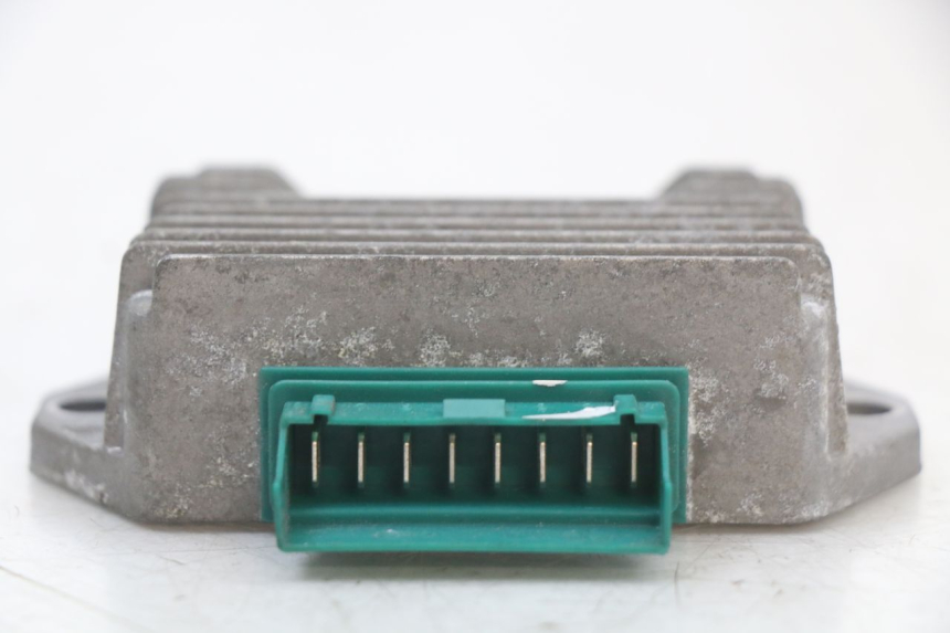 photo de REGULATEUR CHARGE APRILIA SR CARB LC 2T 50 (2004 - 2012) - Zoom état d’usage