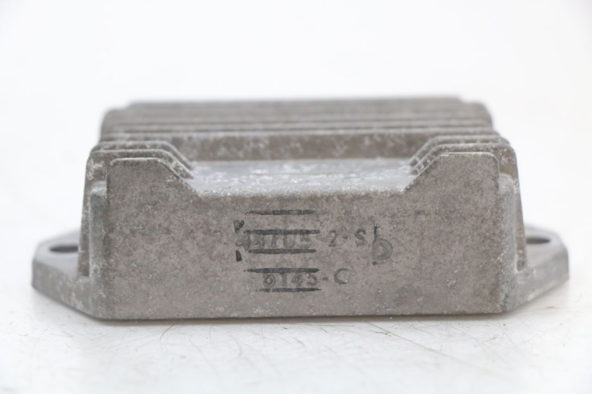 photo de REGULATEUR CHARGE APRILIA SR CARB LC 2T 50 (2004 - 2012) - Autre angle de vue