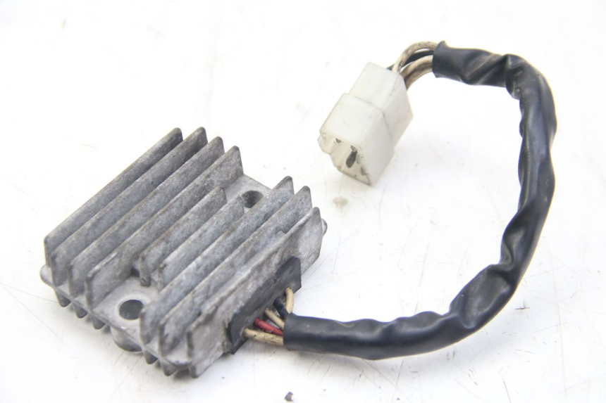 photo de REGULATEUR CHARGE YAMAHA SR 125 (1982 - 2003) - Vue principale