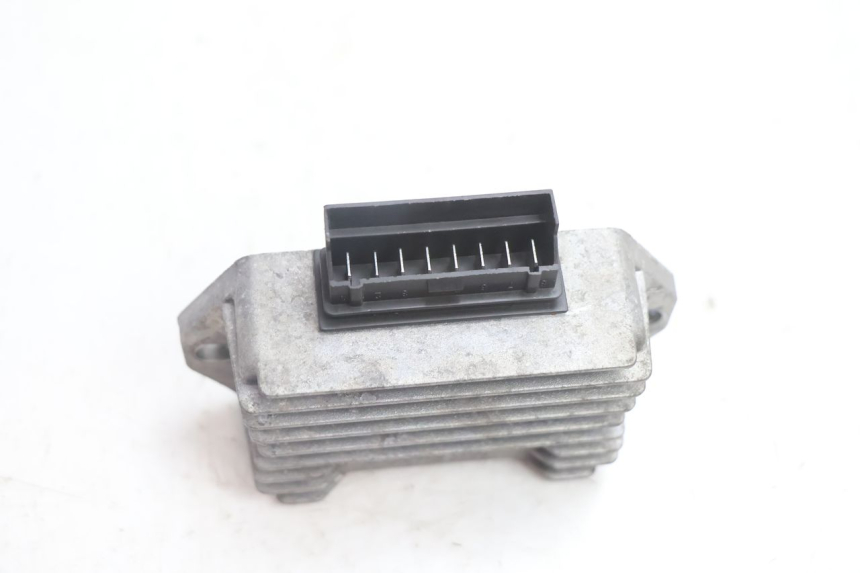 photo de REGULATEUR CHARGE GILERA STALKER 50 (2004 - 2014) - Zoom état d’usage