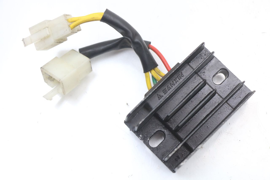 photo de REGULATEUR CHARGE PEUGEOT STREETZONE I 2T 50 (2018 - 2020) - Vue principale
