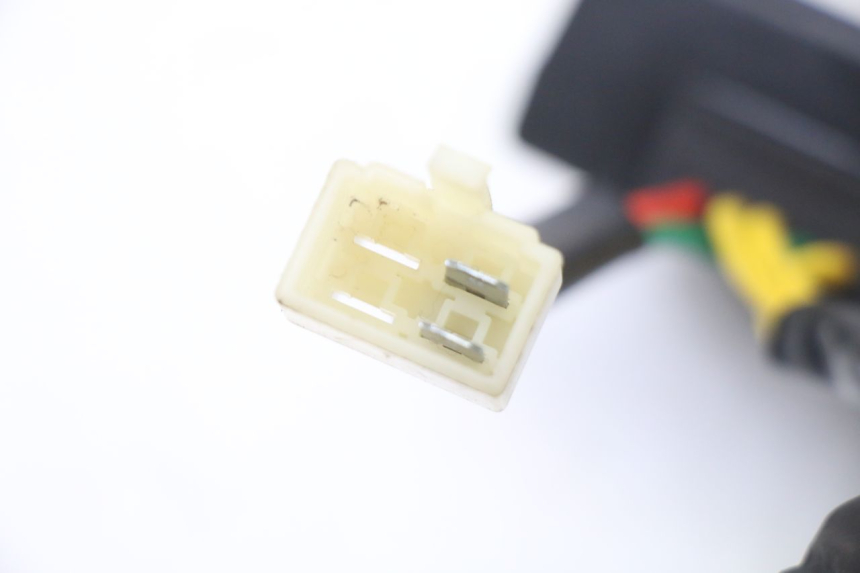 photo de REGULATEUR CHARGE PEUGEOT STREETZONE I 2T 50 (2018 - 2020) - Gros plan technique