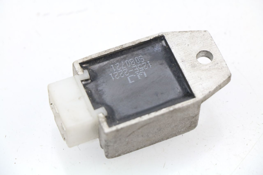 photo de REGULATEUR CHARGE TNT MOTOR STRIKE 50 (2008 - 2010) - Autre angle de vue