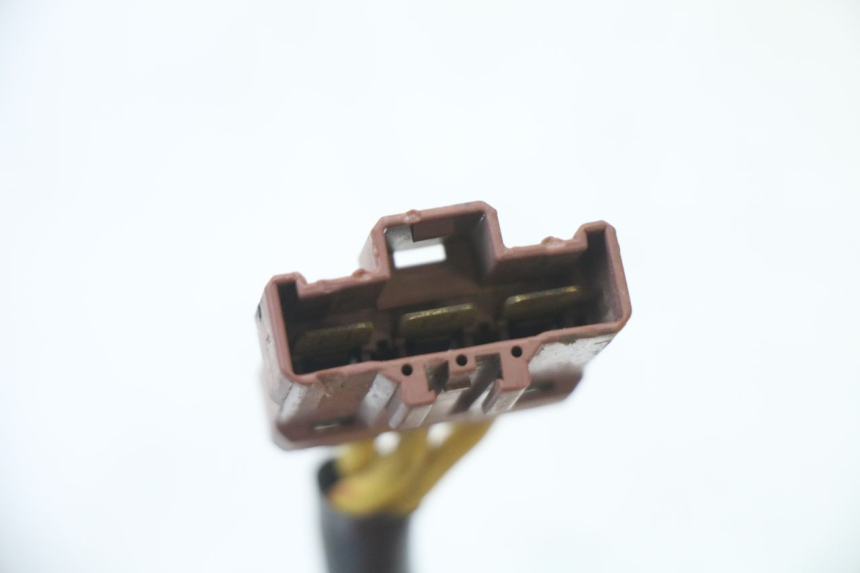 photo de REGULATEUR CHARGE KTM SUPERENDURO R 950 (2005 - 2009) - Gros plan technique