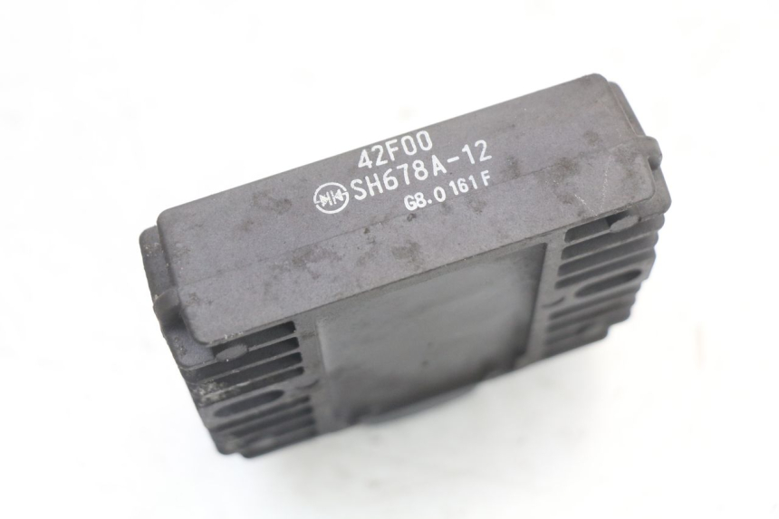 photo de REGULATEUR CHARGE SUZUKI BURGMAN 125 (2018 - 2021) - Autre angle de vue