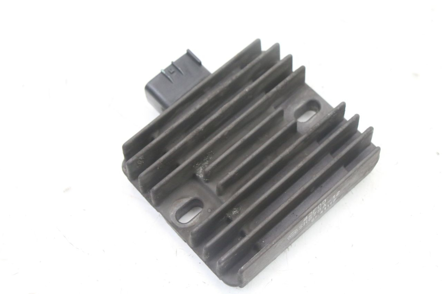 photo de REGULATEUR CHARGE SUZUKI BURGMAN 125 (2018 - 2021) - Détail de la pièce