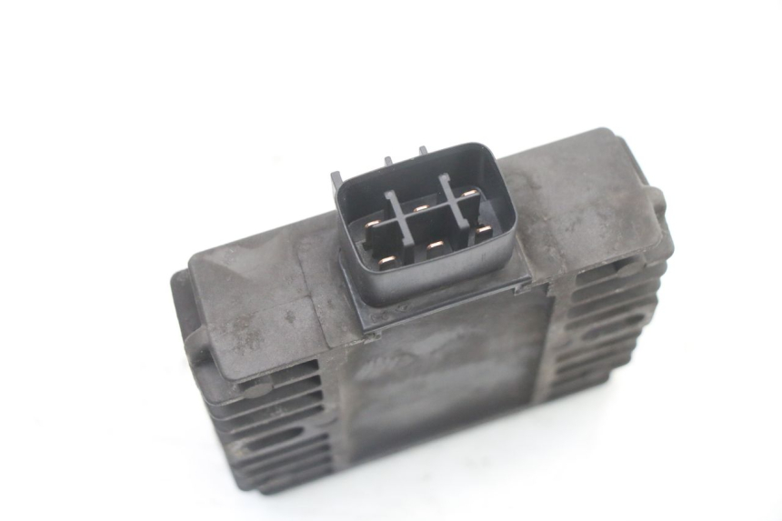 photo de REGULATEUR CHARGE SUZUKI BURGMAN 125 (2018 - 2021) - Zoom état d’usage