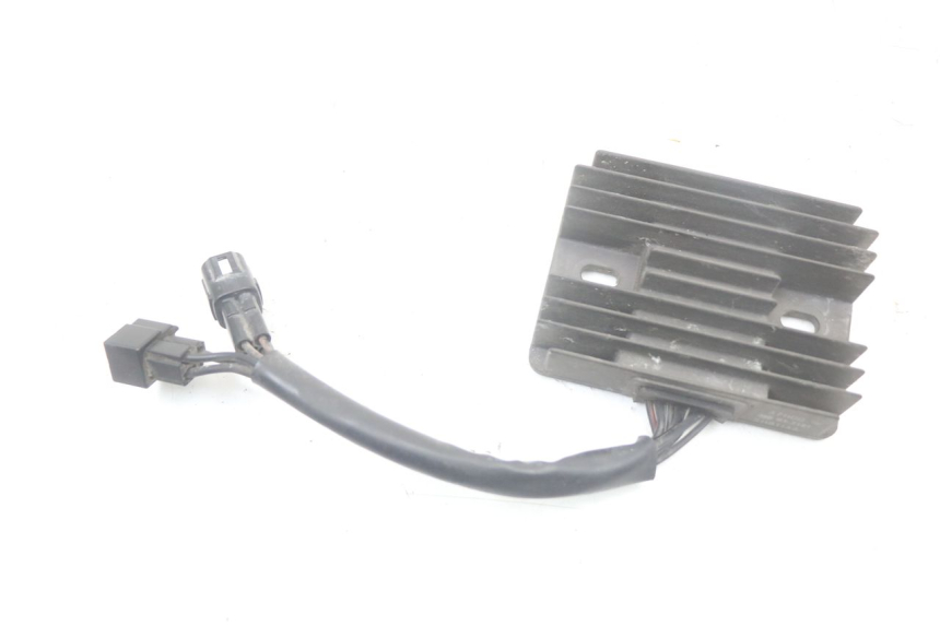 photo de REGULATEUR CHARGE SUZUKI GSR 750 (2011 - 2017) - Détail de la pièce