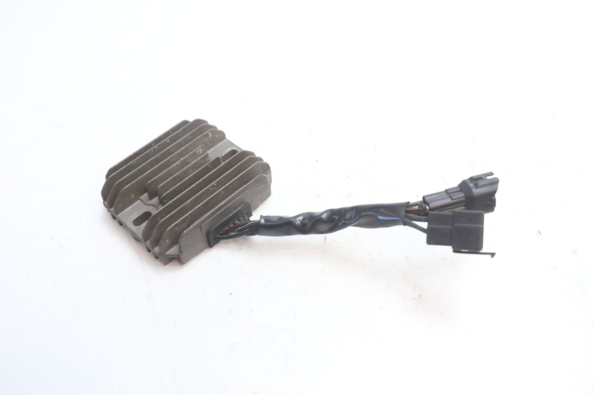photo de REGULATEUR CHARGE SUZUKI SV S 650 (2003 - 2009) - Autre angle de vue