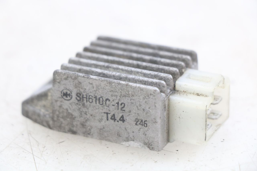 photo de REGULATEUR CHARGE PEUGEOT SV 125 (1991 - 1994) - Zoom état d’usage