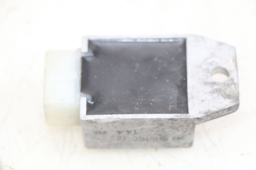 photo de REGULATEUR CHARGE PEUGEOT SV 125 (1991 - 1994) - Autre angle de vue