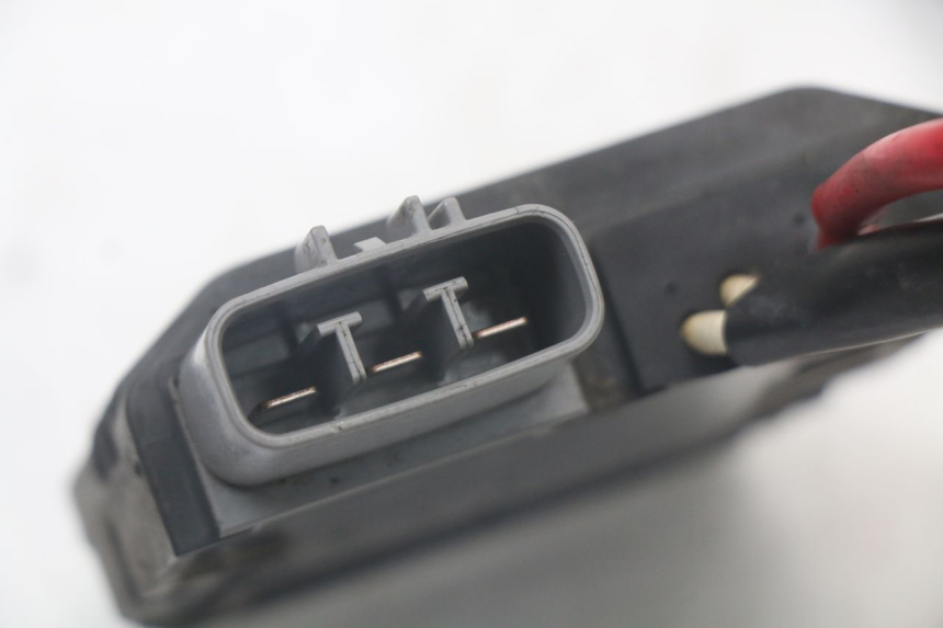 photo de REGULATEUR CHARGE YAMAHA TDM ABS 900 (2002 - 2014) - Autre angle de vue