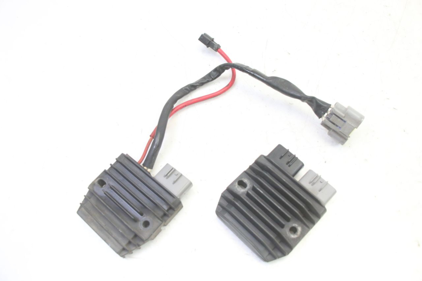 photo de REGULATEUR CHARGE YAMAHA TDM ABS 900 (2002 - 2014) - Vue principale