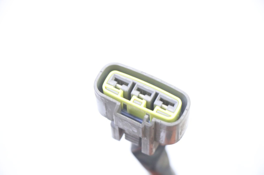 photo de REGULATEUR CHARGE YAMAHA TDM ABS 900 (2002 - 2014) - Points de fixation