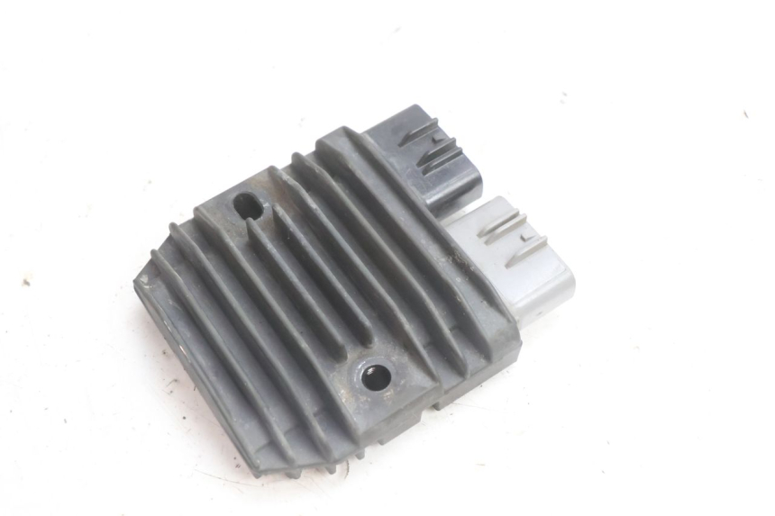photo de REGULATEUR CHARGE YAMAHA TDM ABS 900 (2002 - 2014) - État de surface