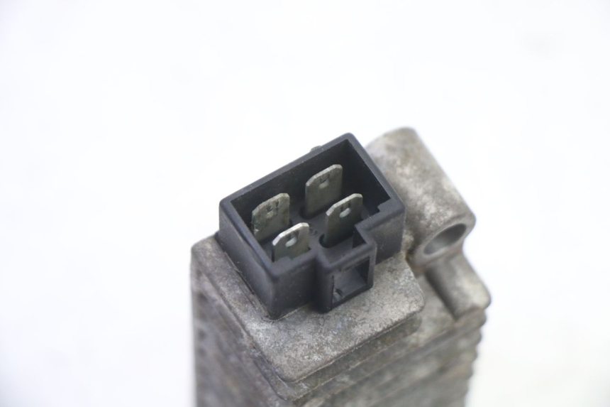 photo de RÉGULATEUR DE CHARGE YAMAHA TDR DELTABOX 125 (1997 - 2003) - Autre angle de vue