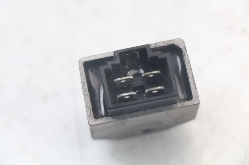 photo de REGULATEUR CHARGE PEUGEOT TKR TREKKER FURIOUS 50 (2005 - 2014) - Zoom état d’usage