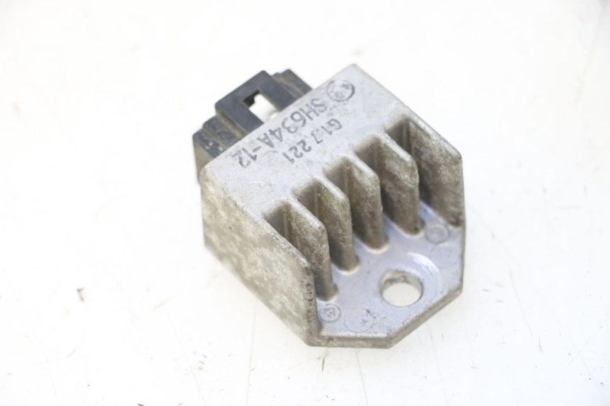 photo de REGULATEUR CHARGE PEUGEOT TKR TREKKER FURIOUS 50 (2005 - 2014) - Autre angle de vue
