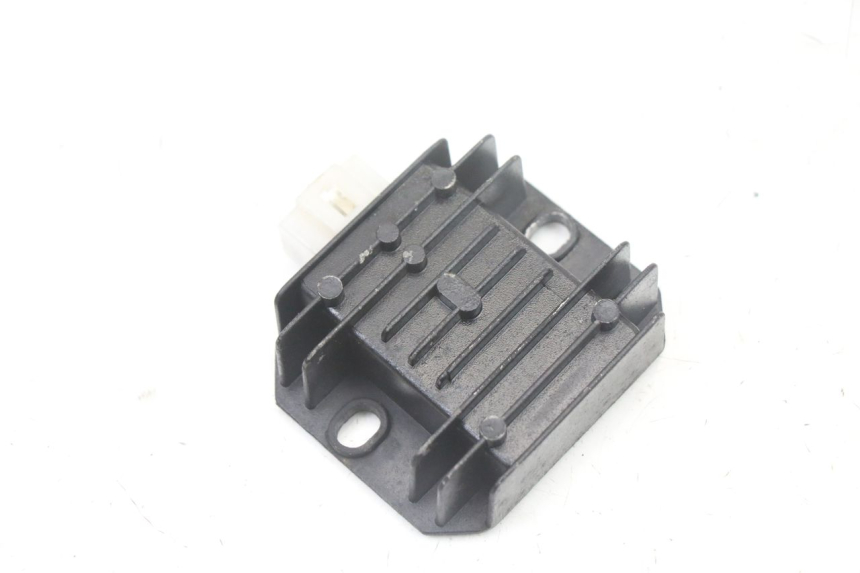 photo de RÉGULATEUR DE CHARGE TNT MOTOR ROMA 10' 4T 50 (2019 - 2022) - Détail de la pièce