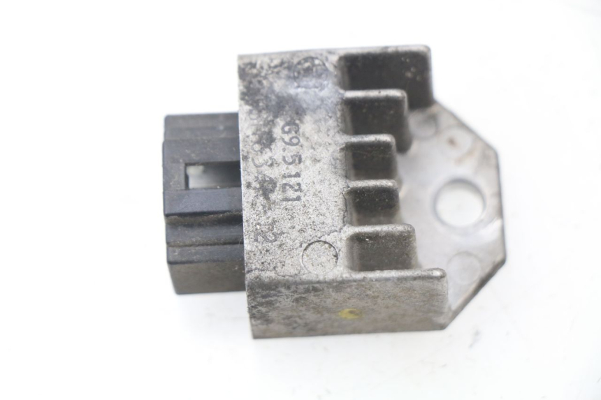 photo de REGULATEUR CHARGE PEUGEOT TREKKER TKR 50 (2005 - 2014) - Vue principale