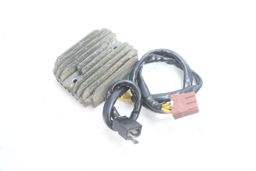 photo de REGULATEUR CHARGE BOOM TRIKE FUN 500 (2004 - 2010) - Zoom état d’usage