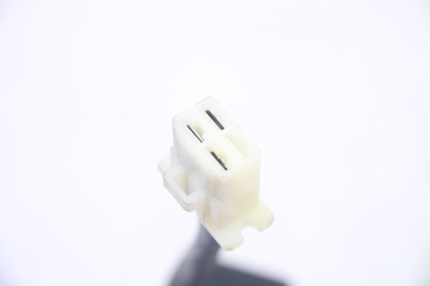 photo de REGULATEUR CHARGE PEUGEOT TWEET PRO EFI 4T 50 (2021 - 2022) - Autre angle de vue