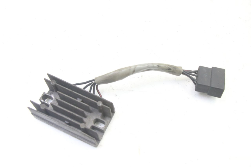 photo de REGULATEUR CHARGE SUZUKI UH BURGMAN 125 (2002 - 2006) - Vue principale