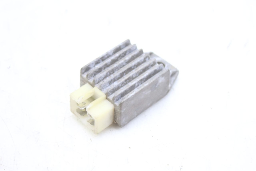 photo de RÉGULATEUR DE CHARGE PEUGEOT V-CLIC VCLIC 50 (2007 - 2013) - Détail de la pièce