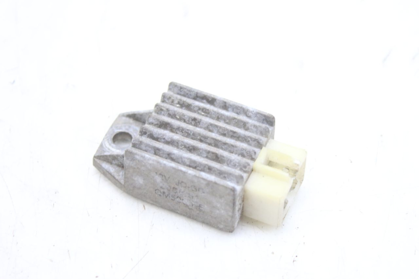 photo de RÉGULATEUR DE CHARGE PEUGEOT V-CLIC VCLIC 50 (2007 - 2013) - Autre angle de vue