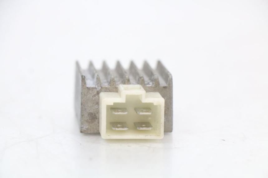 photo de RÉGULATEUR DE CHARGE PEUGEOT V-CLIC VCLIC 50 (2007 - 2013) - Détail de la pièce