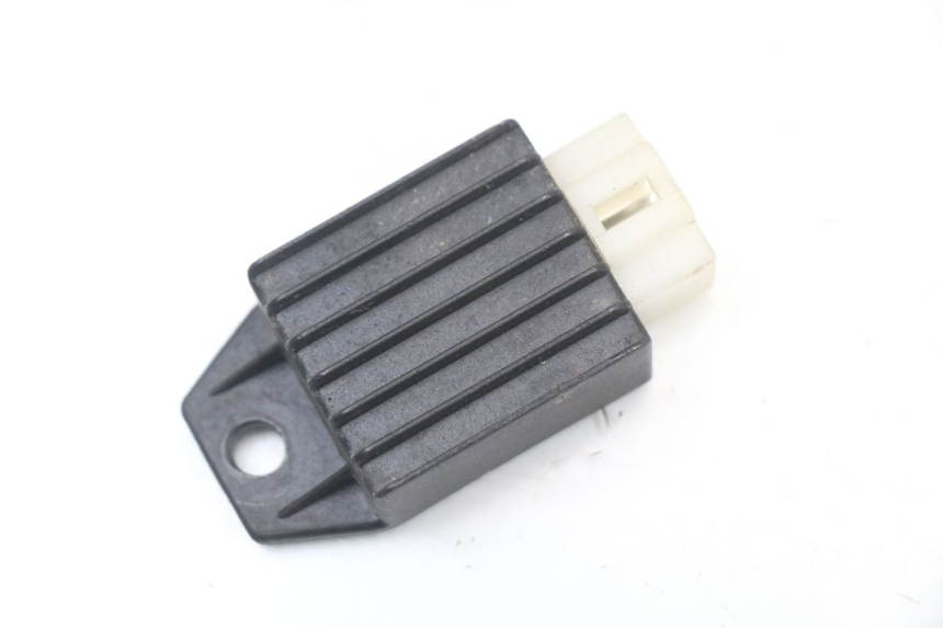 photo de Régulateur de charge BEELINE VELOCE 4T 50 (2011 - 2020) - Vue principale