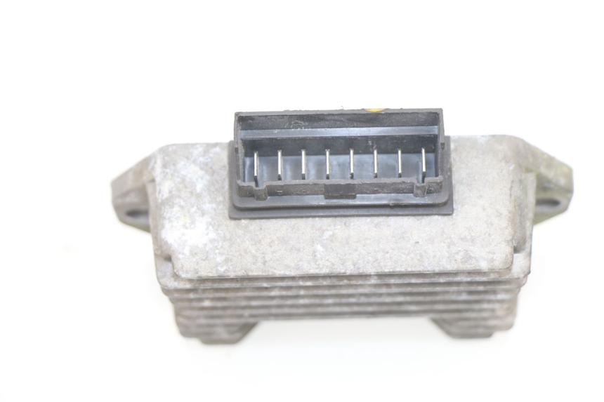 photo de REGULATEUR CHARGE PIAGGIO VESPA LX 2T 50 (2005 - 2013) - Autre angle de vue