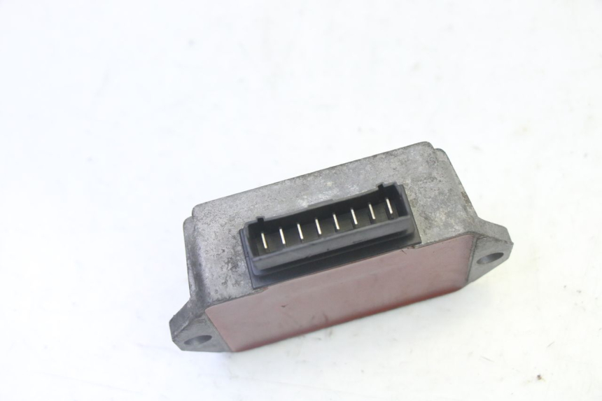 photo de REGULATEUR CHARGE PIAGGIO VESPA S 2T 50 (2007 - 2014) - Zoom état d’usage