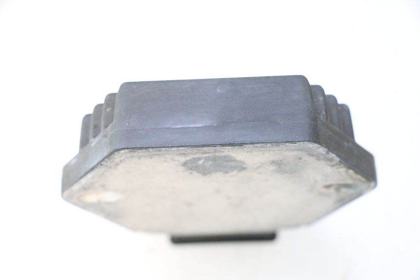 photo de REGULATEUR CHARGE HONDA VFR FI RC46 800 (1998 - 2001) - Pièce contrôlée
