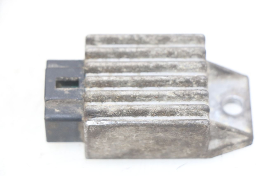 photo de REGULATEUR CHARGE PEUGEOT VIVACITY 50 (1998 - 2003) - Vue principale