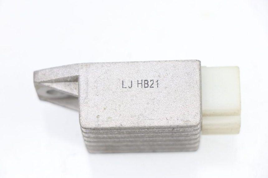 photo de REGULATEUR CHARGE BHM WACO 4T 50 (2008 - 2015) - Zoom état d’usage