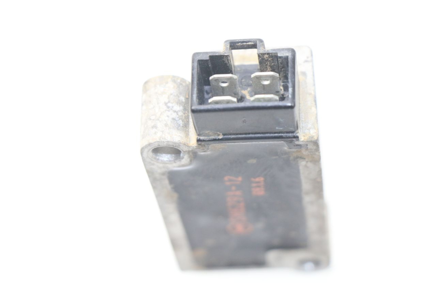 photo de REGULATEUR CHARGE YAMAHA WR R 125 (2009 - 2017) - Zoom état d’usage