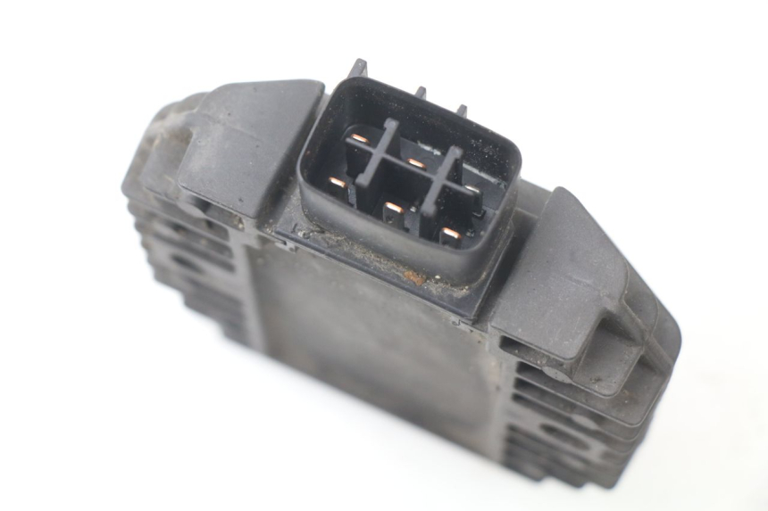 photo de REGULATEUR CHARGE YAMAHA XMAX X-MAX ABS 125 (2014 - 2016) - Autre angle de vue