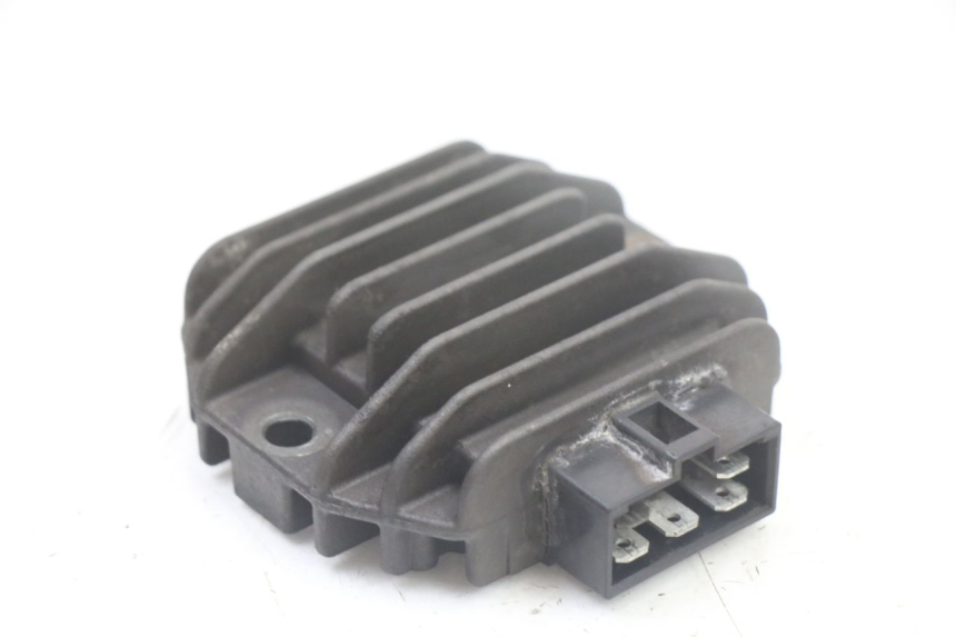photo de REGULATEUR CHARGE YAMAHA X-MAX XMAX ABS 250 (2010 - 2012) - Vue principale