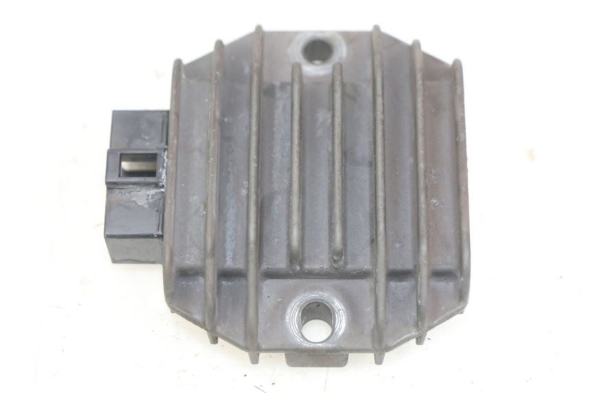 photo de REGULATEUR CHARGE YAMAHA X-MAX XMAX 125 (2010 - 2013) - Vue principale