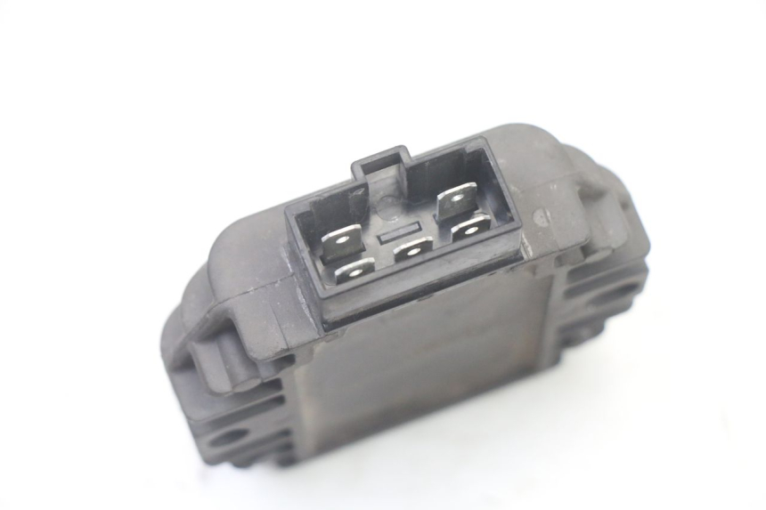 photo de REGULATEUR CHARGE YAMAHA X-MAX XMAX 125 (2010 - 2013) - Zoom état d’usage