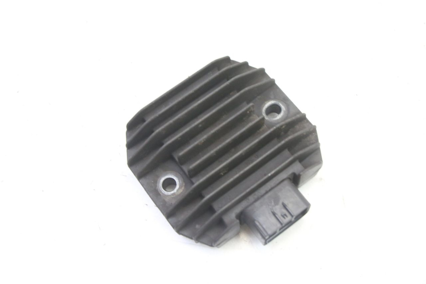 photo de REGULATEUR CHARGE YAMAHA XMAX X-MAX 125 (2006 - 2009) - Vue principale