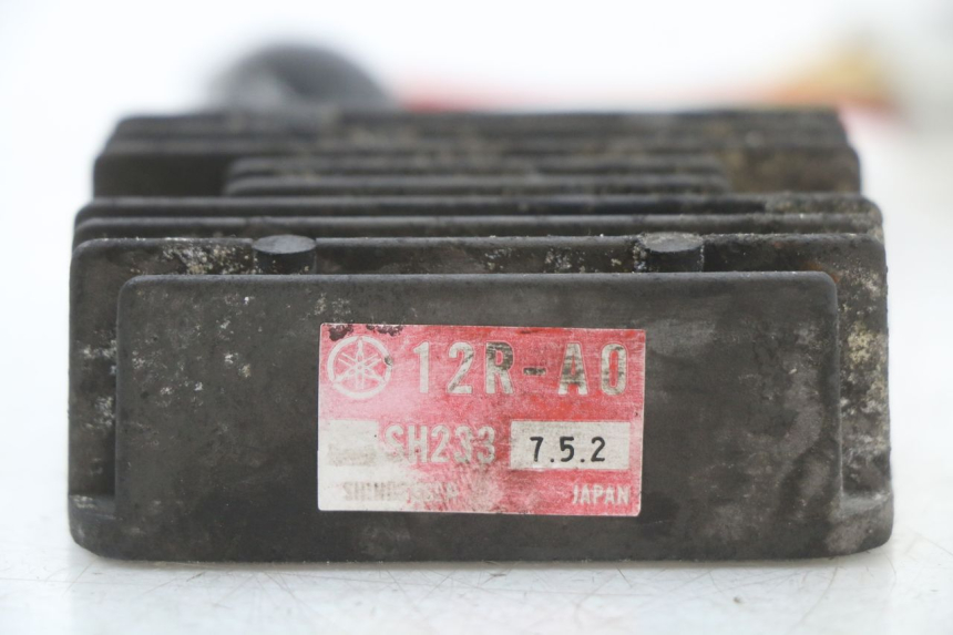 photo de REGULATEUR CHARGE YAMAHA XJ F 900 (1983 - 1994) - Zoom état d’usage