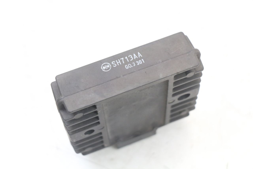 photo de REGULATEUR CHARGE YAMAHA XJ6 ABS 600 (2008 - 2016) - Autre angle de vue