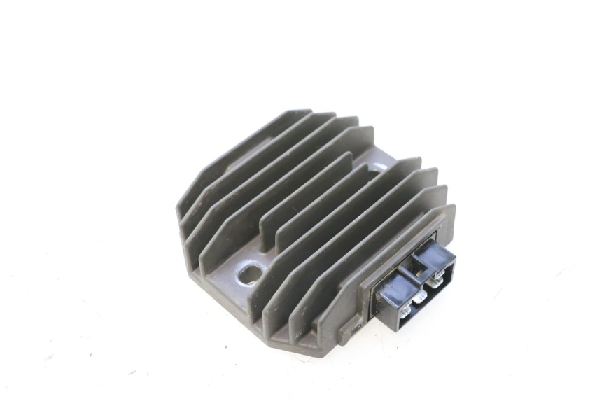 photo de REGULATEUR CHARGE YAMAHA XP T-MAX ABS 500 (2005 - 2005) - Vue principale