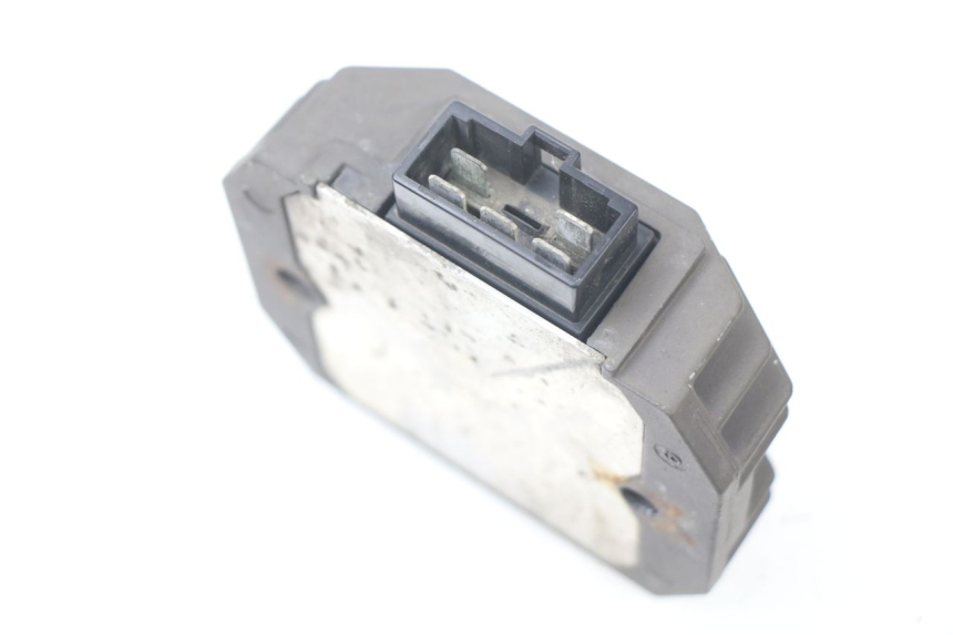 photo de REGULATEUR CHARGE YAMAHA XP T-MAX TMAX ABS 530 (2012 - 2015) - Détail de la pièce