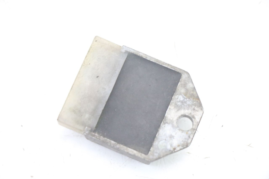 photo de REGULATEUR CHARGE YAMAHA BW'S NG NEXT GENERATION 50 (1996 - 2003) - Autre angle de vue